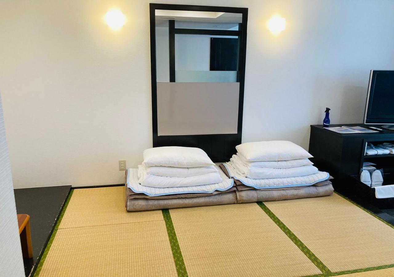 Okinawa Hotel Precia Naha Rum bild